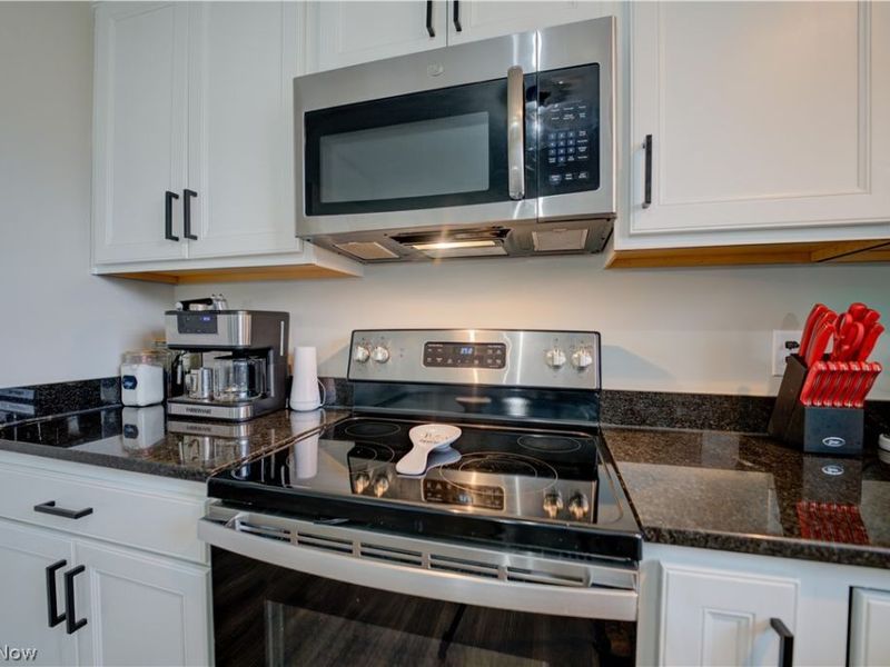 3523 Magnolia Drive, Lorain, OH 44053 Photo 13