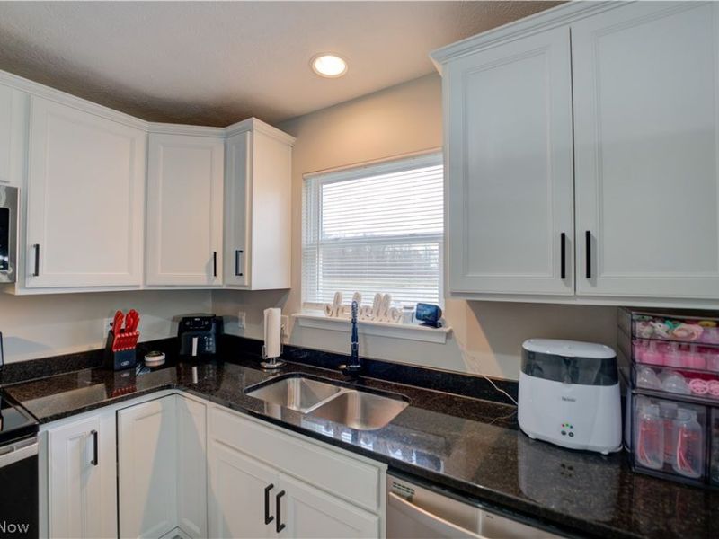 3523 Magnolia Drive, Lorain, OH 44053 Photo 14