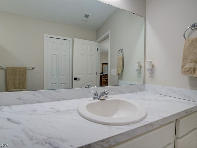 3523 Magnolia Drive, Lorain, OH 44053 Photo 24