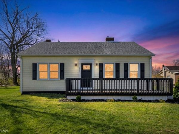 800 Independence Avenue , Akron, OH 44310