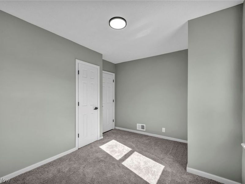 800 Independence Avenue, Akron, OH 44310 Photo 18