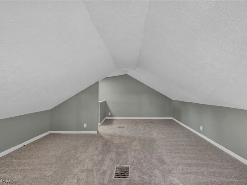 800 Independence Avenue, Akron, OH 44310 Photo 22