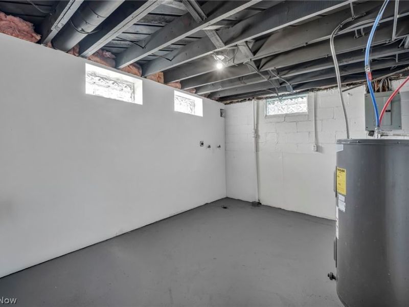 800 Independence Avenue, Akron, OH 44310 Photo 31