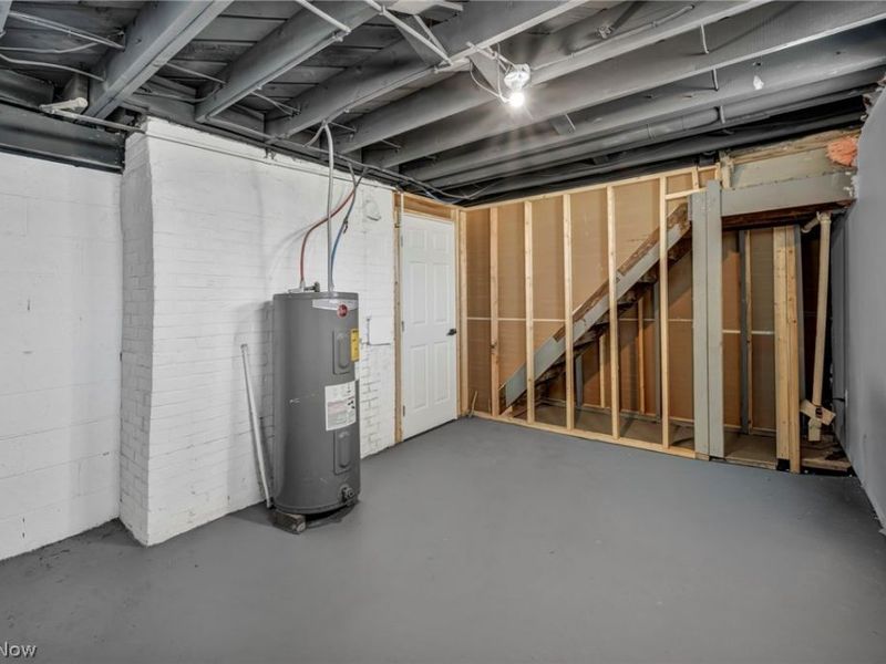 800 Independence Avenue, Akron, OH 44310 Photo 32