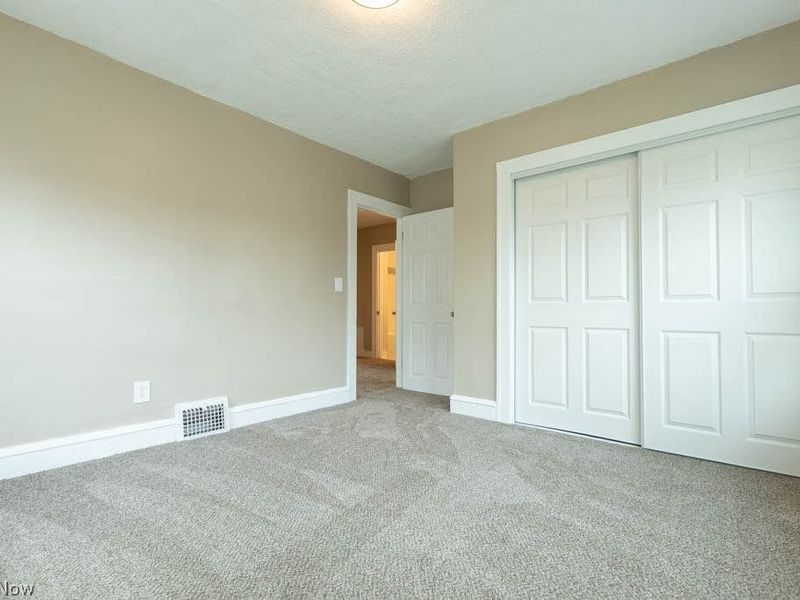 3720 Washington Park, Newburgh Heights, OH 44105 Photo 24
