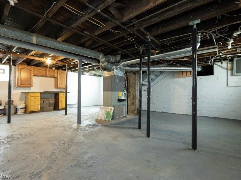 3720 Washington Park, Newburgh Heights, OH 44105 Photo 32