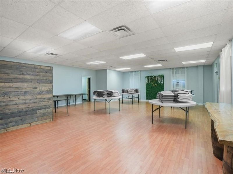 326 W Main Road, Conneaut, OH 44030 Photo 16