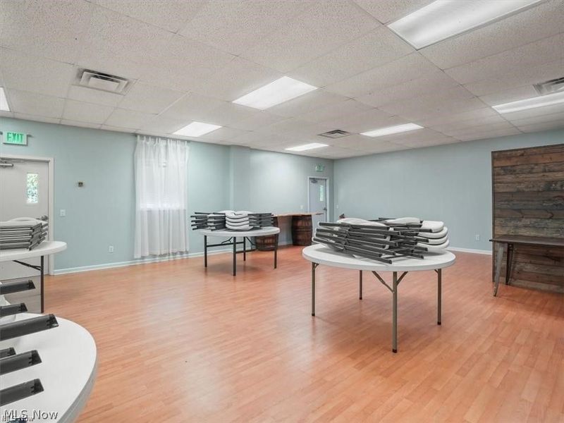 326 W Main Road, Conneaut, OH 44030 Photo 18