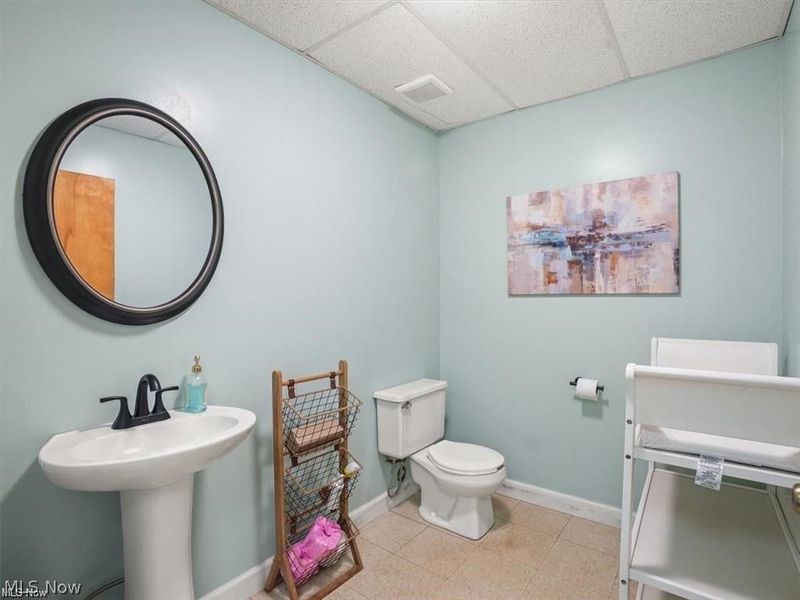 326 W Main Road, Conneaut, OH 44030 Photo 19