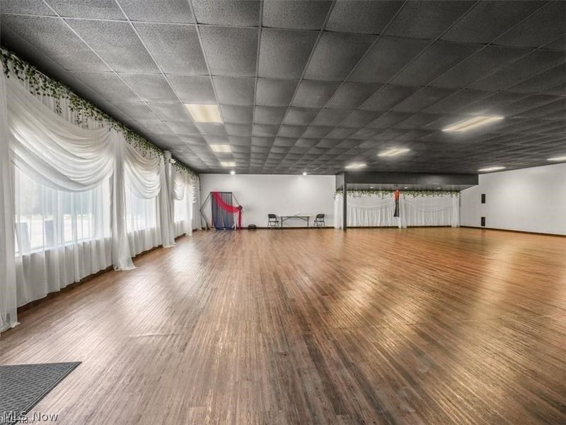 326 W Main Road, Conneaut, OH 44030 Photo 6