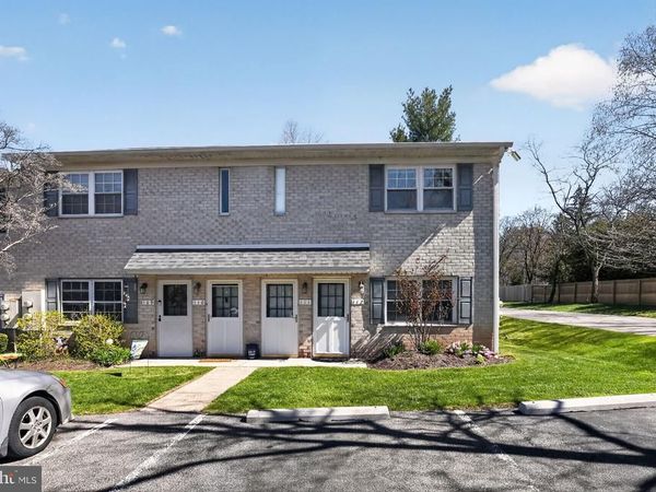 111 HAMPSTEAD DRIVE, Unit 111, AMBLER, PA 19002