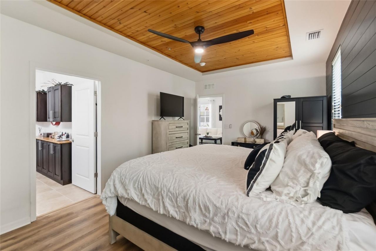 8342 Enclave Way, Unit 102, Sarasota, FL 34243 Photo