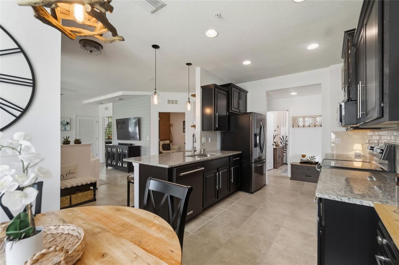 8342 Enclave Way, Unit 102, Sarasota, FL 34243 Photo