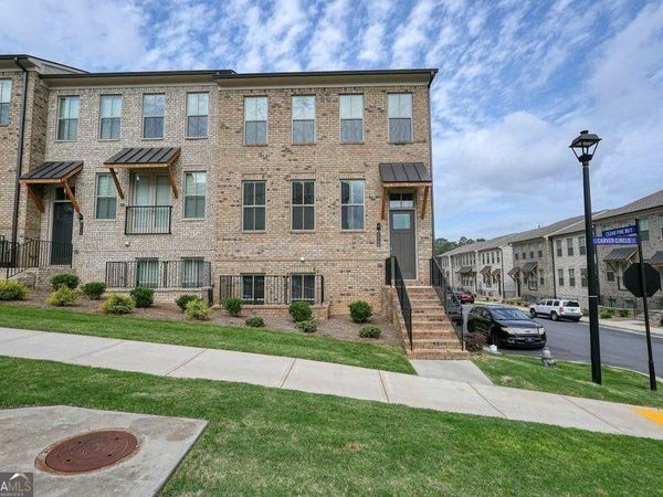 4240 Hickory Pine Alley, Doraville, GA 30360