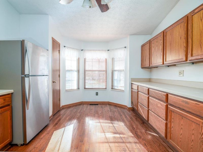 1034 Crossbrook Boulevard, Galloway, OH 43119 Photo 7