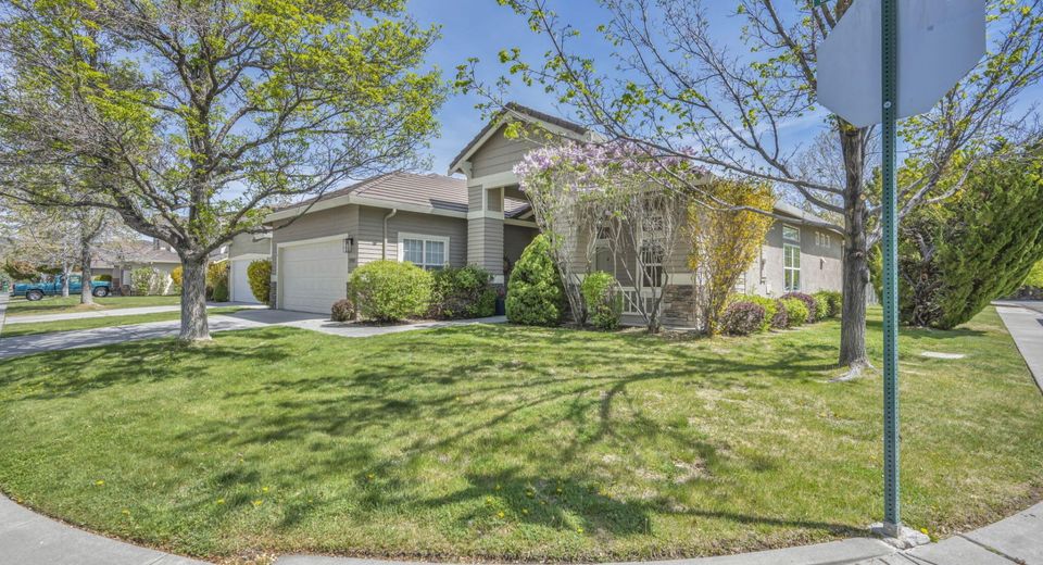 9390 Oakley Court, Reno, NV 89521 Photo