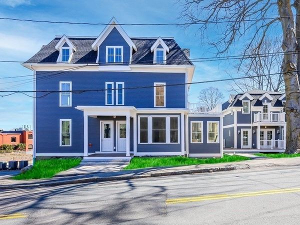 68 Chestnut Street, Unit 3, Newton, MA 02465