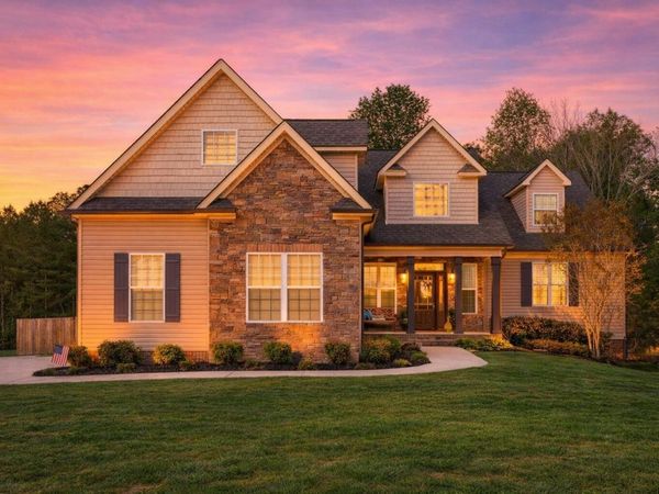 1010 Natural Way , Soddy Daisy, TN 37379