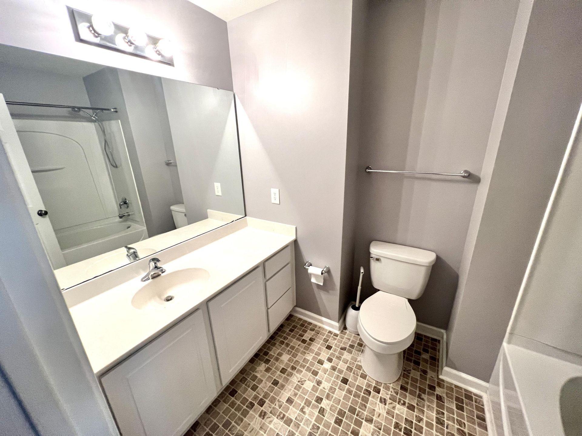 205 Jackson Street Photo 11