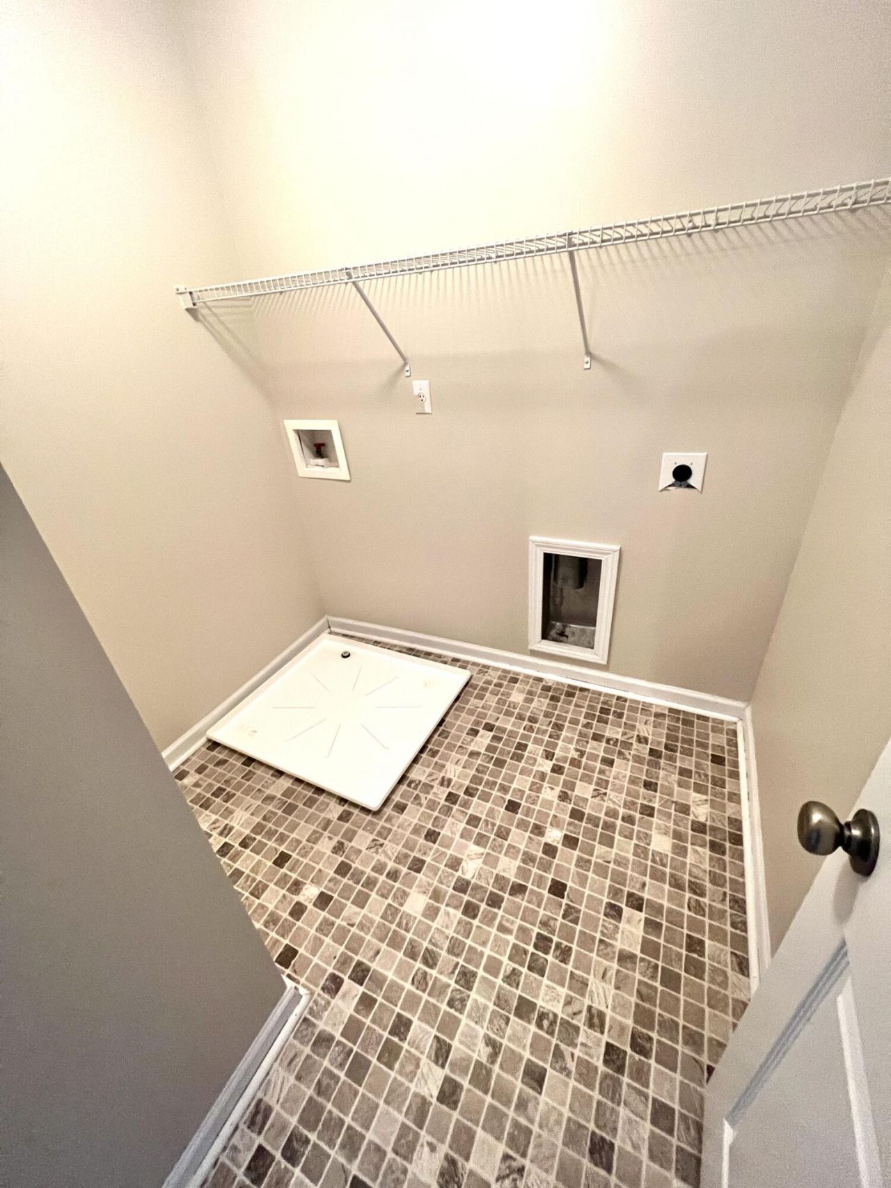 205 Jackson Street Photo 13