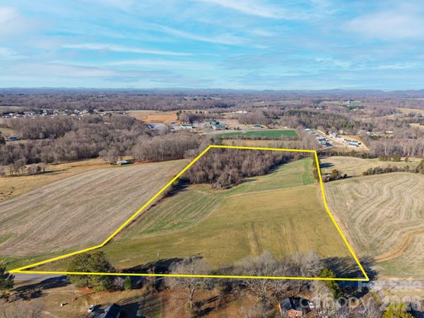 01 Dobbins Mill Road , Yadkinville, NC 27055