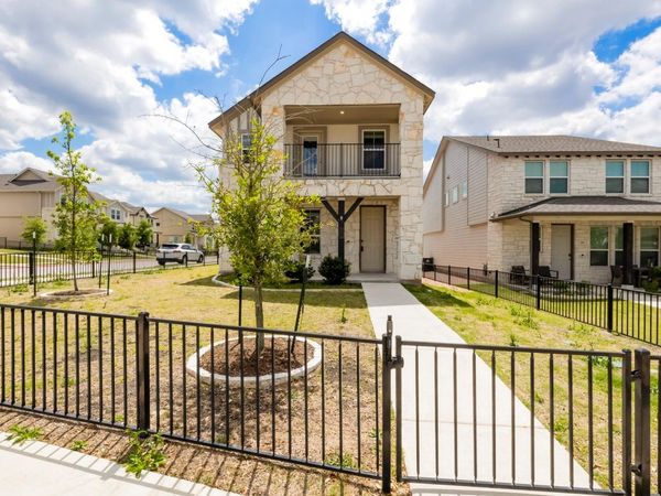 218 Glass Mountains WAY, Dripping Springs, TX 78620