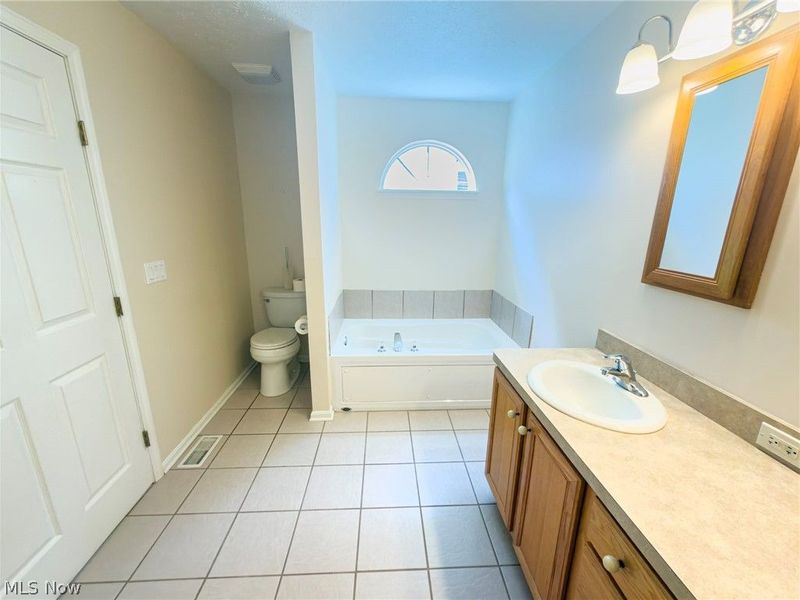 684 Jaystone Place, Macedonia, OH 44056 Photo 24