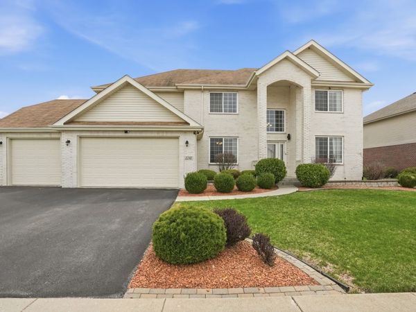 2247 S Robin Lane , Lynwood, IL 60411