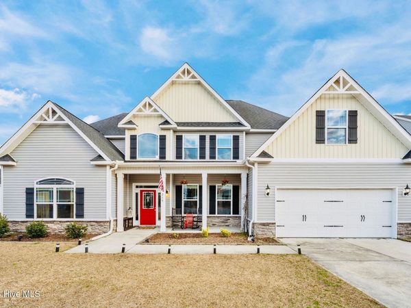 279 Southwest Plantation Drive, Maple Hill, NC 28454