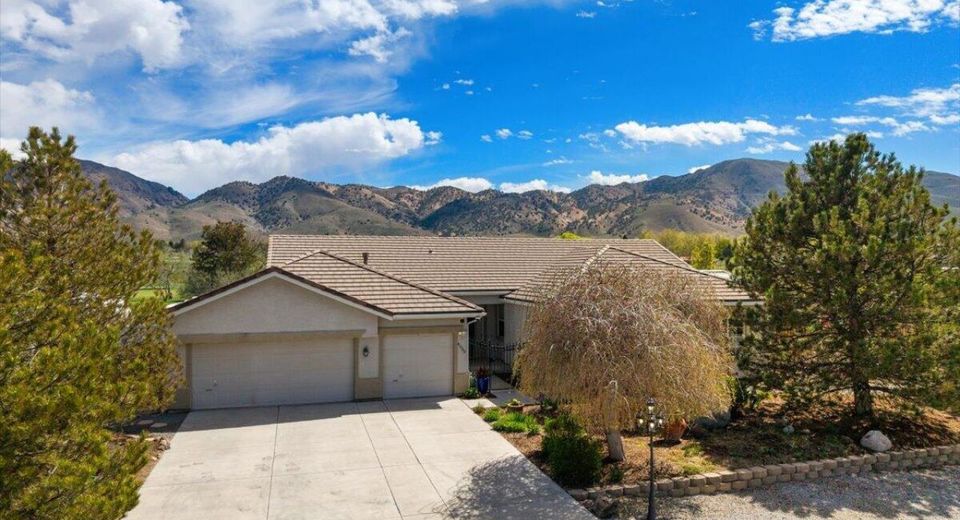 4930 W Hidden Valley Drive, Reno, NV 89502 Photo