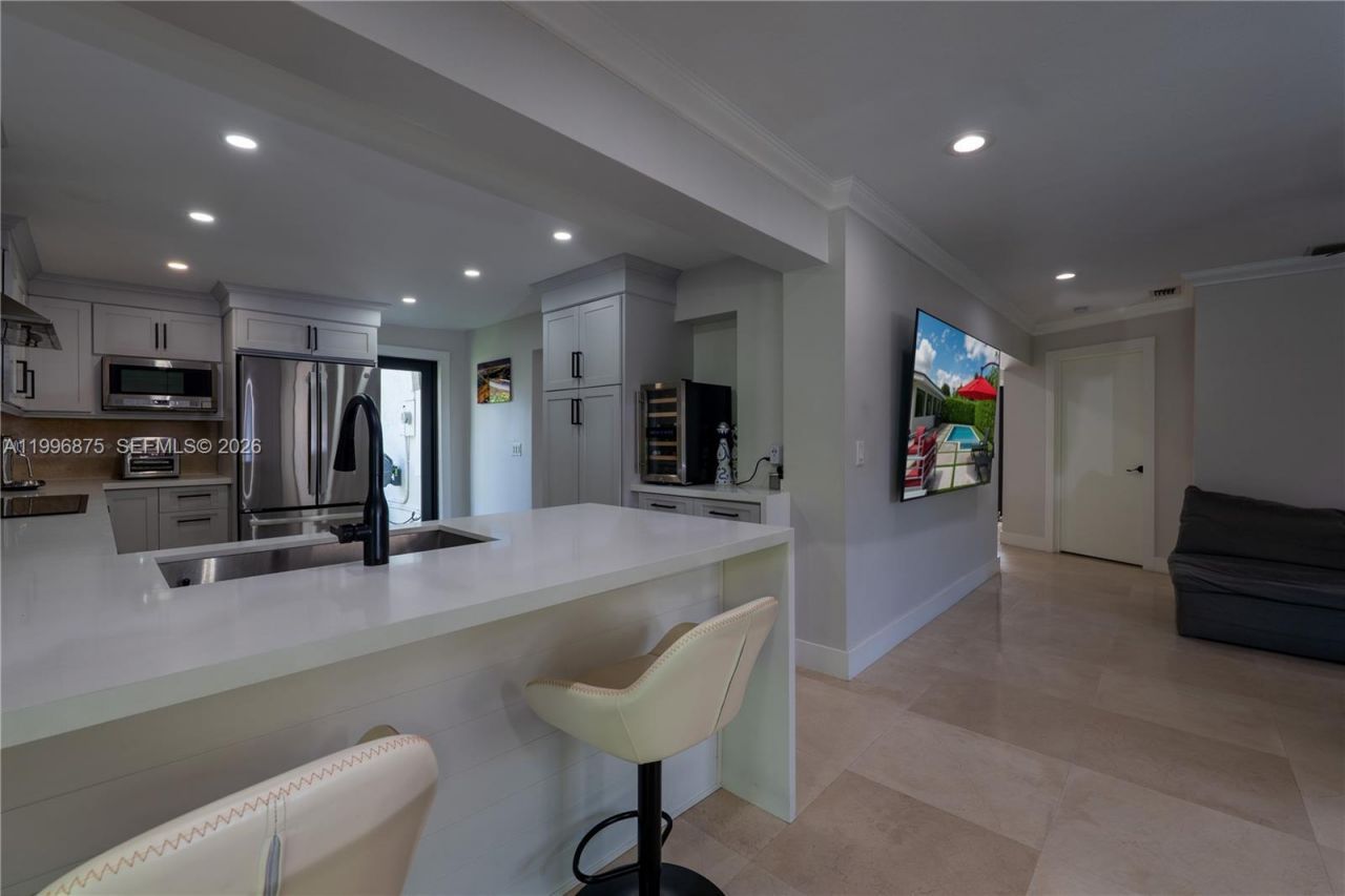 4901 SW 101st Ave, Miami, FL 33165 Photo