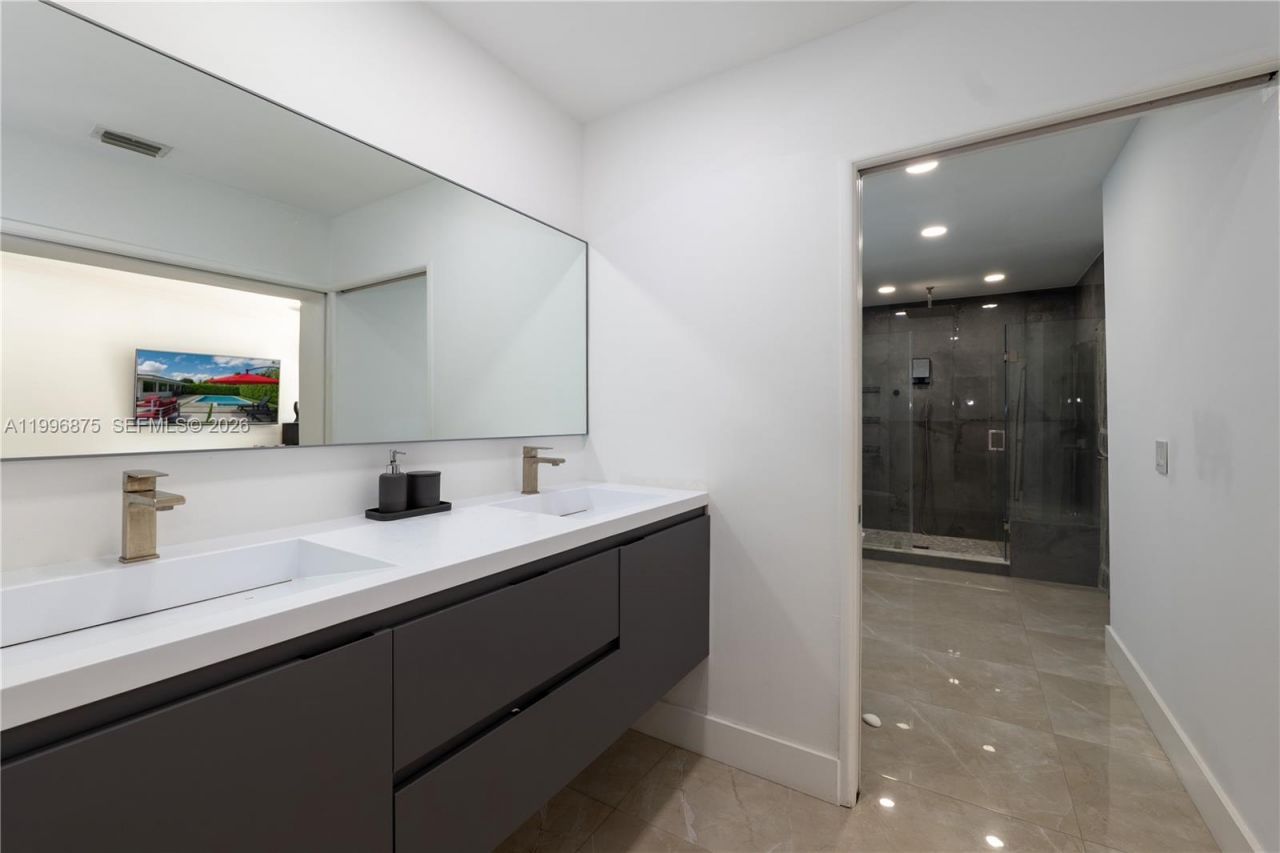 4901 SW 101st Ave, Miami, FL 33165 Photo