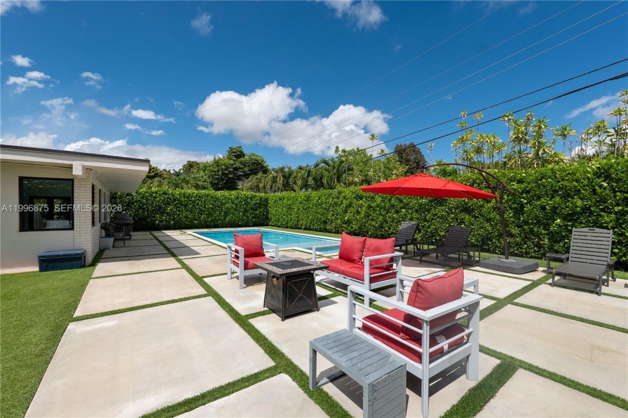 4901 SW 101st Ave, Miami, FL 33165 Photo