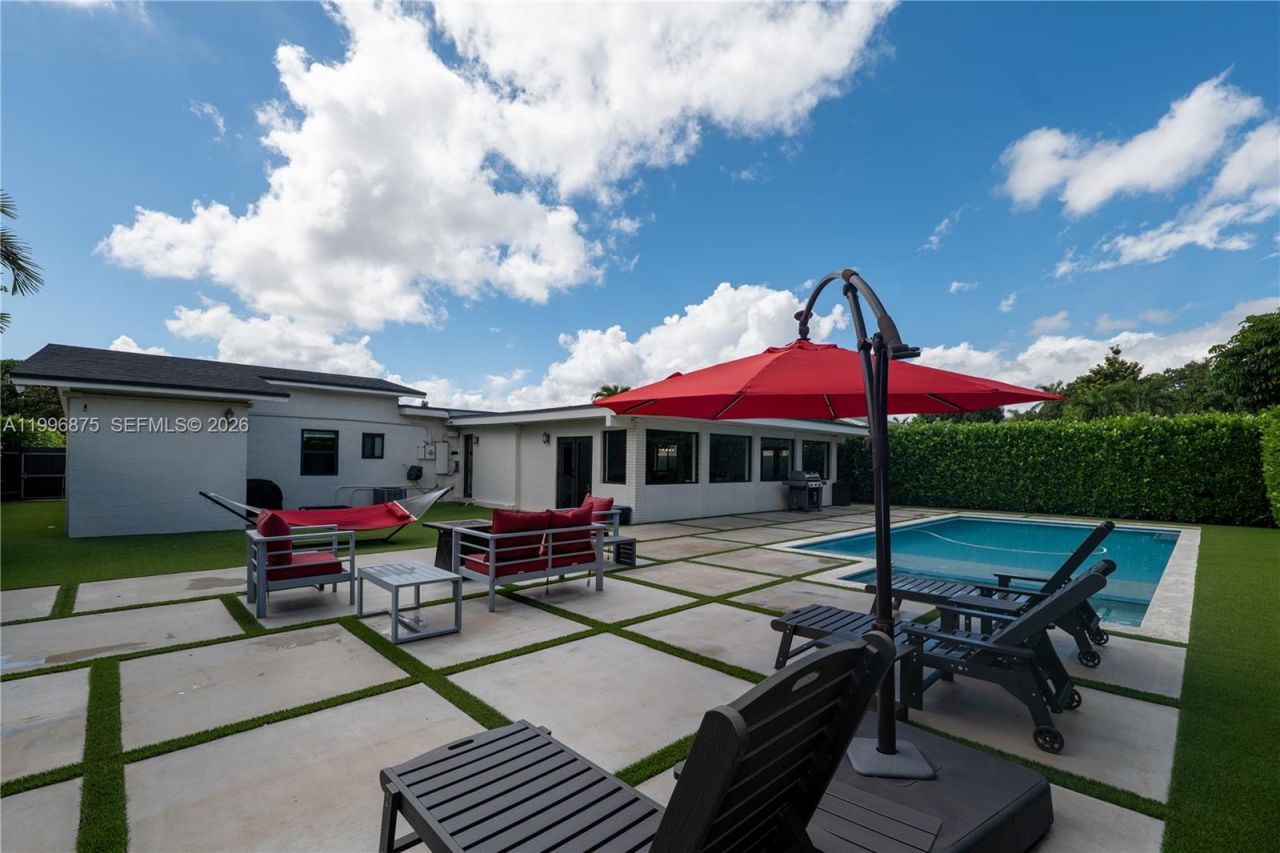 4901 SW 101st Ave, Miami, FL 33165 Photo