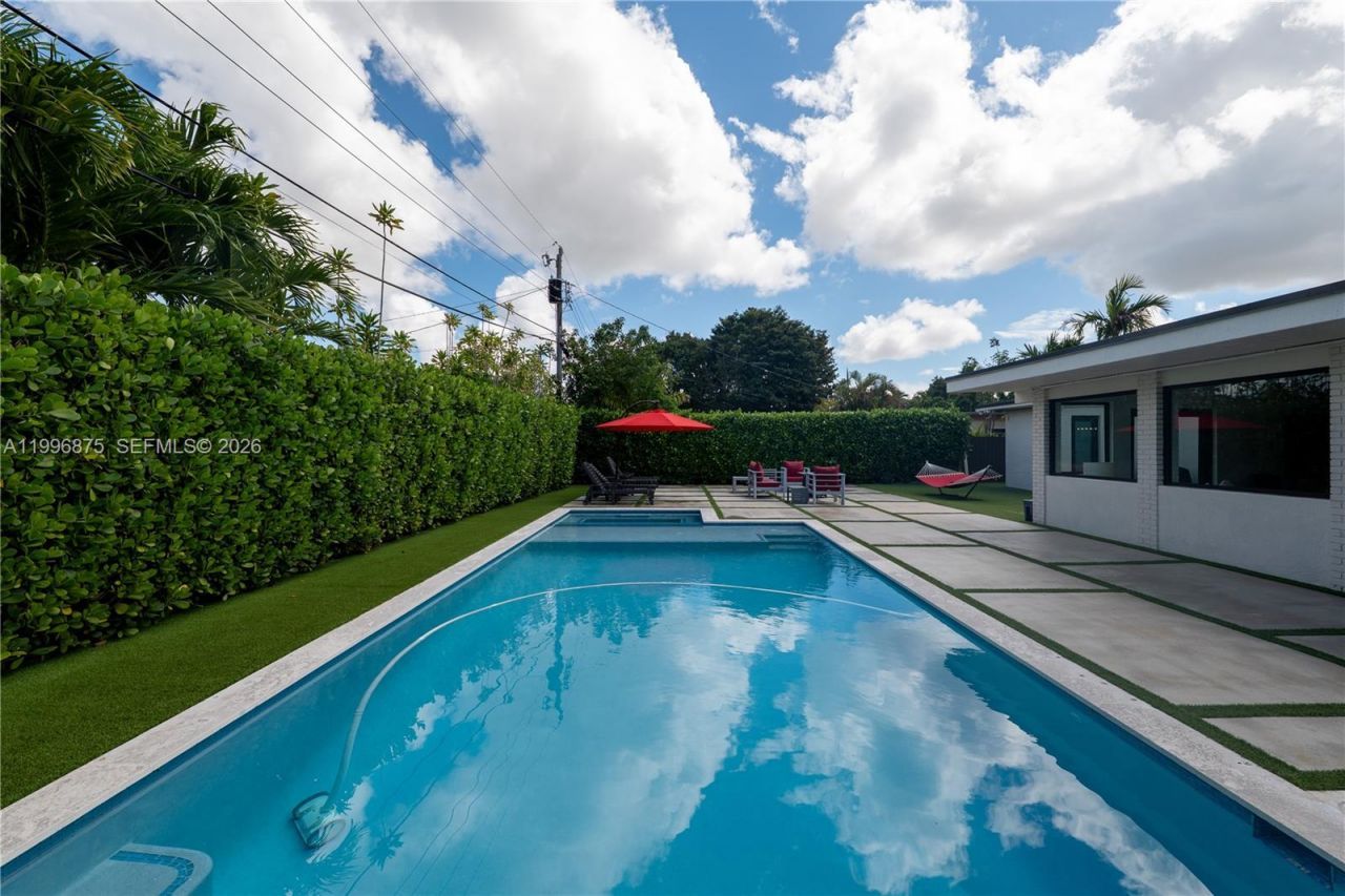 4901 SW 101st Ave, Miami, FL 33165 Photo