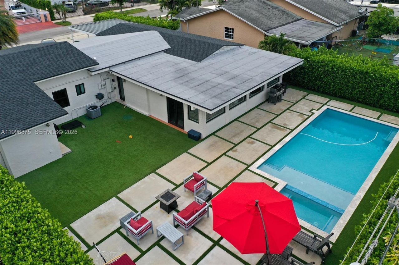 4901 SW 101st Ave, Miami, FL 33165 Photo