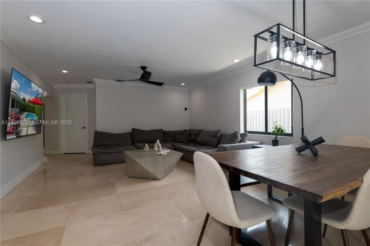 4901 SW 101st Ave, Miami, FL 33165 Photo