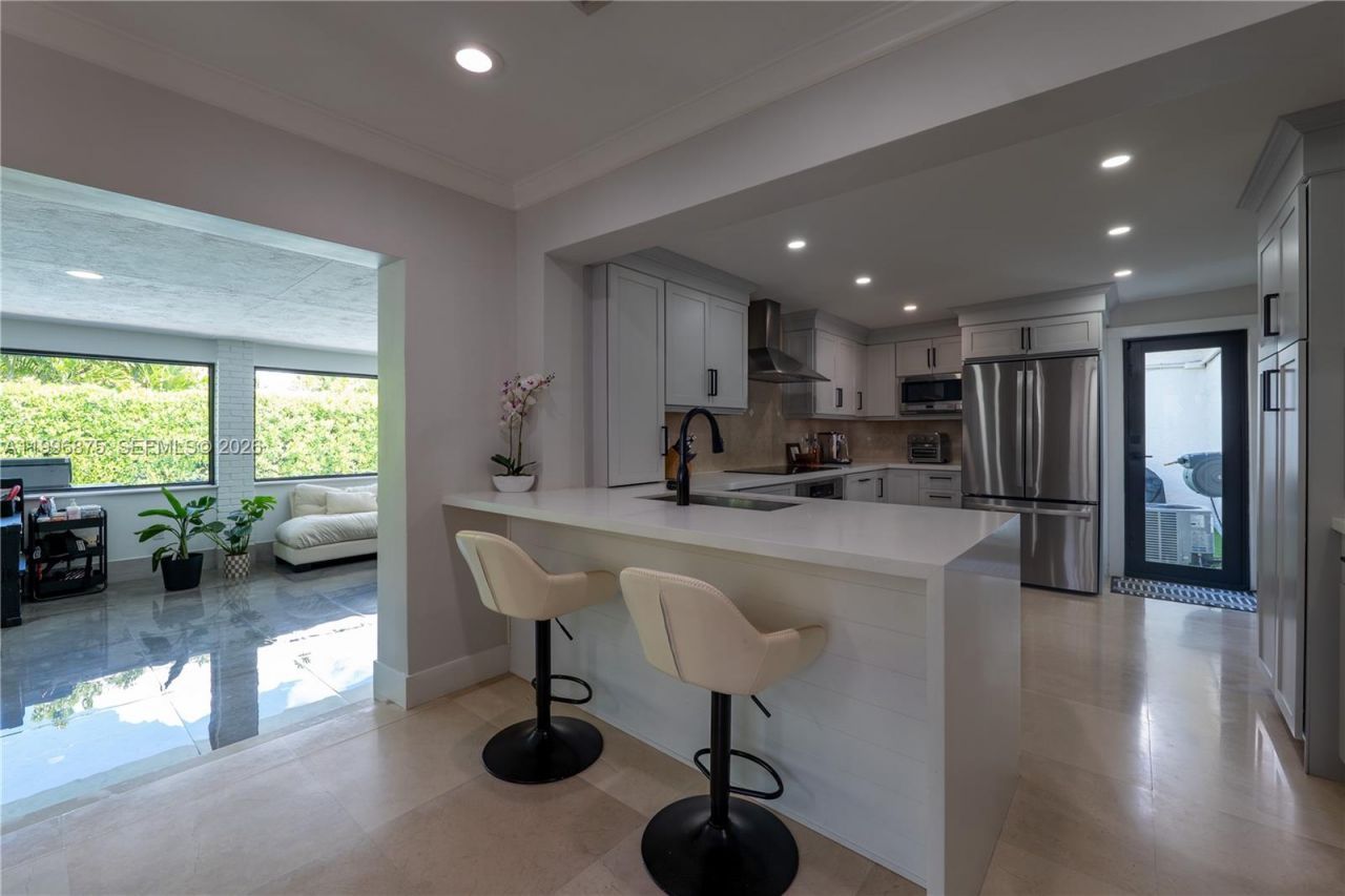 4901 SW 101st Ave, Miami, FL 33165 Photo