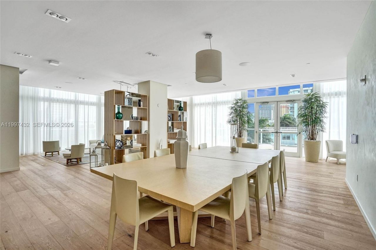 401 N Birch Rd, Unit 404, Fort Lauderdale, FL 33304 Photo