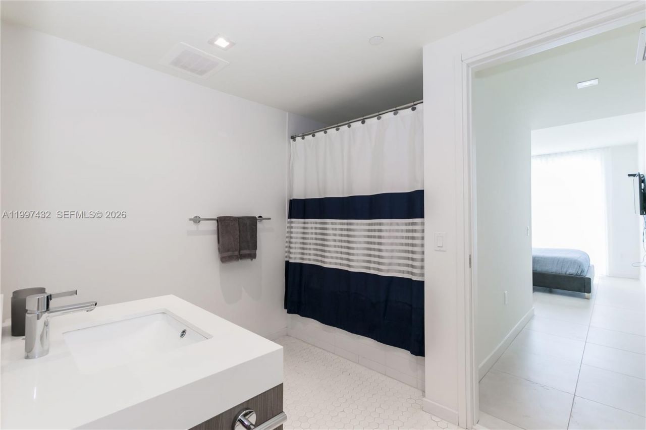 401 N Birch Rd, Unit 404, Fort Lauderdale, FL 33304 Photo