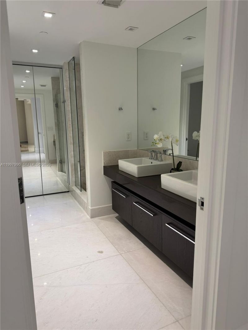 17121 Collins Ave, Unit 4306, Sunny Isles Beach, FL 33160 Photo