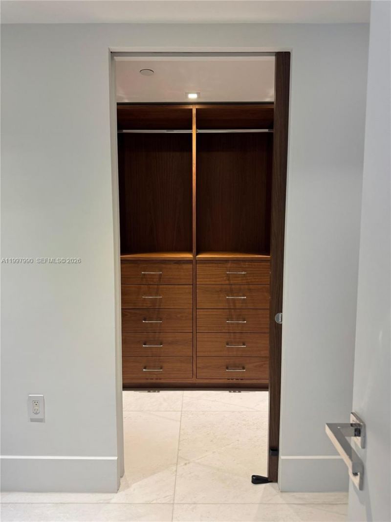 17121 Collins Ave, Unit 4306, Sunny Isles Beach, FL 33160 Photo