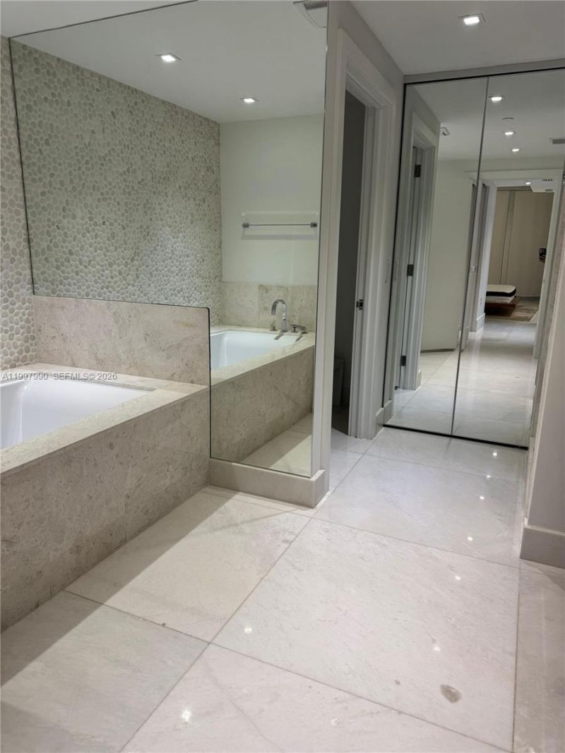 17121 Collins Ave, Unit 4306, Sunny Isles Beach, FL 33160 Photo