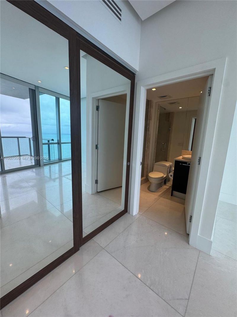 17121 Collins Ave, Unit 4306, Sunny Isles Beach, FL 33160 Photo