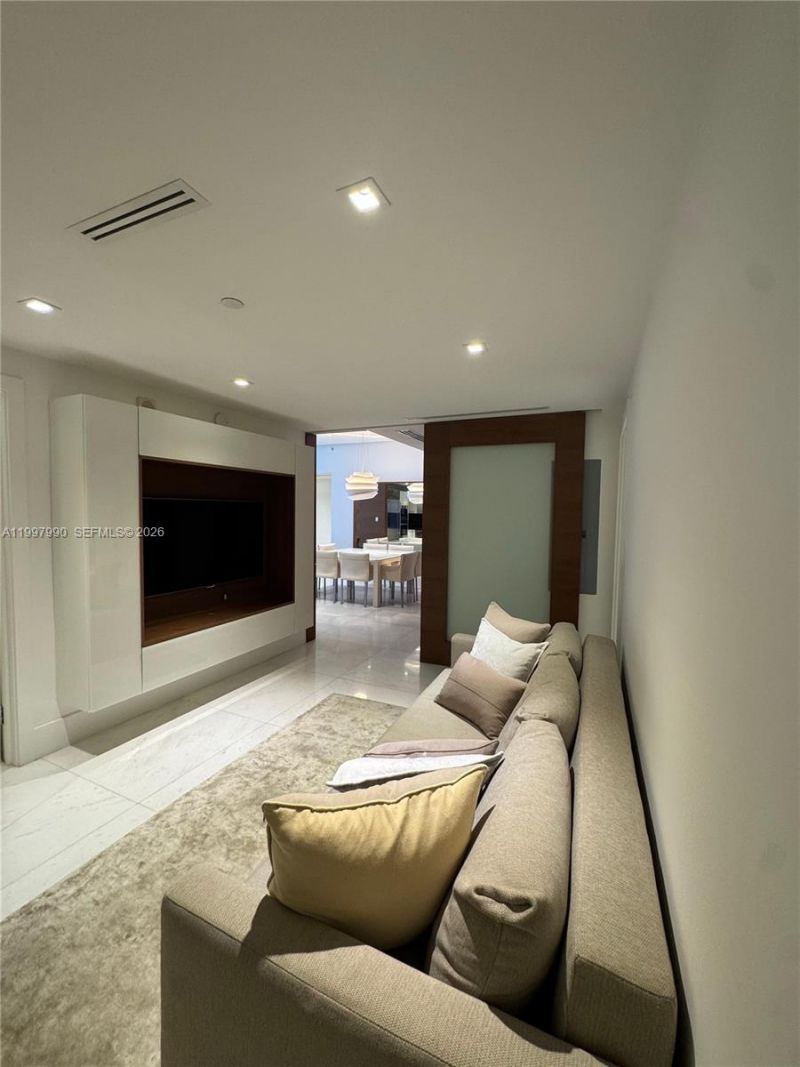 17121 Collins Ave, Unit 4306, Sunny Isles Beach, FL 33160 Photo
