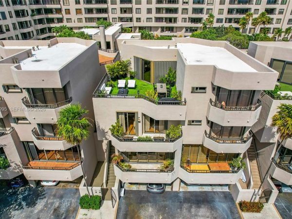 Unit 163, Key Biscayne, FL 33149