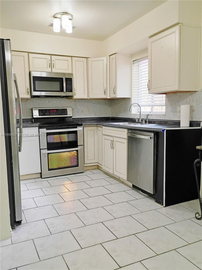 4842 Beacon Street, Orlando, FL 32808 Photo