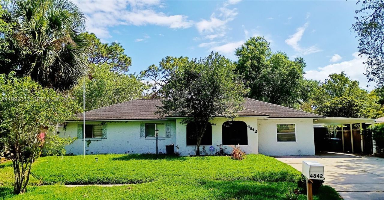 4842 Beacon Street, Orlando, FL 32808 Photo