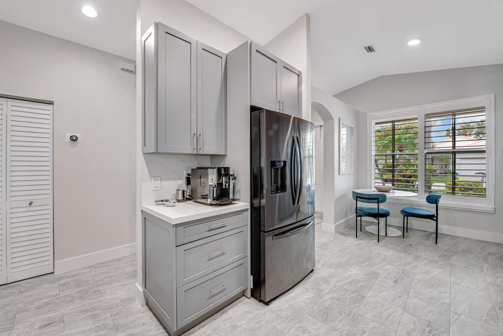 8203 Bellafiore Way, Boynton Beach, FL 33472 Photo