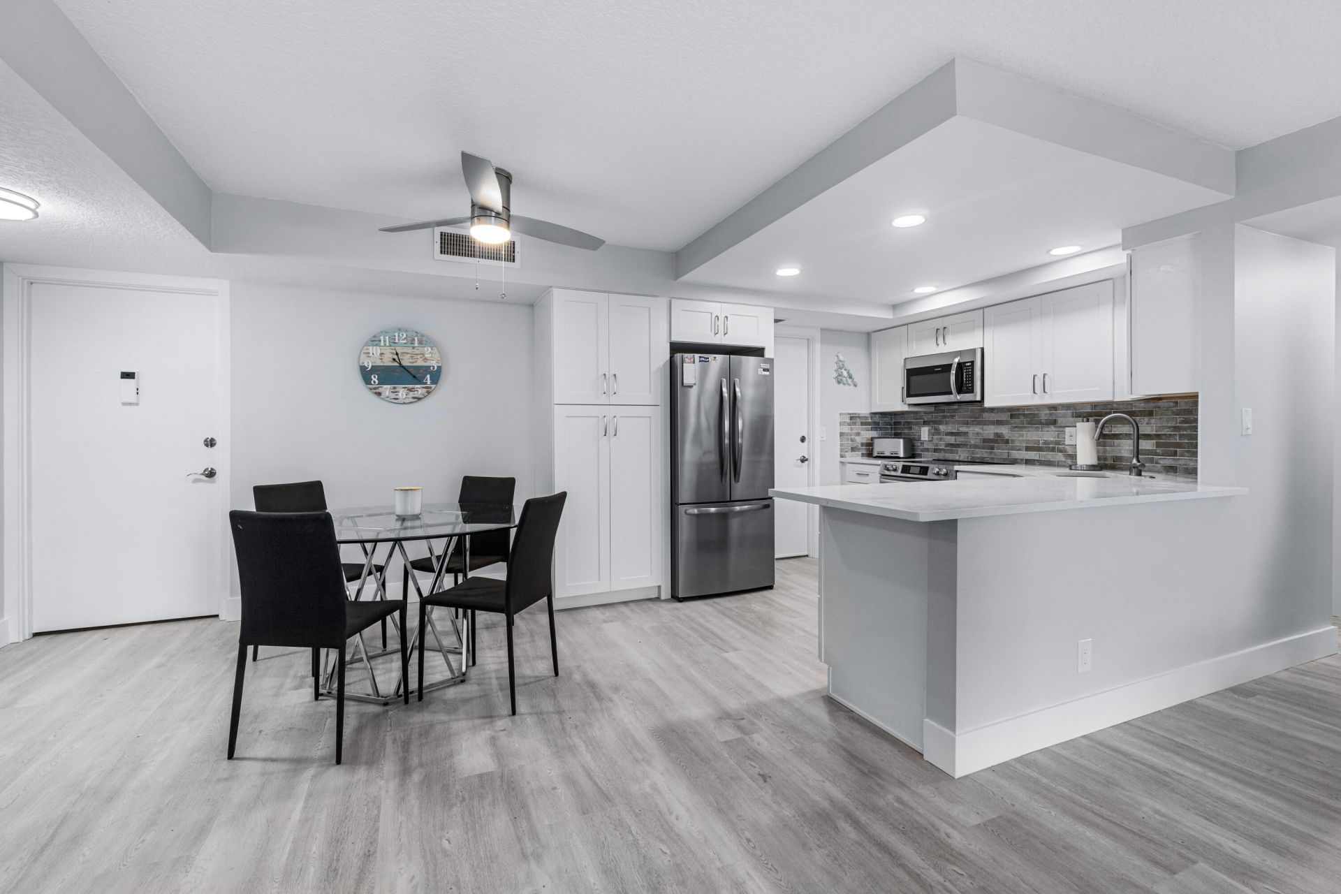 630 Ocean Drive, Unit 410, Juno Beach, FL 33408 Photo